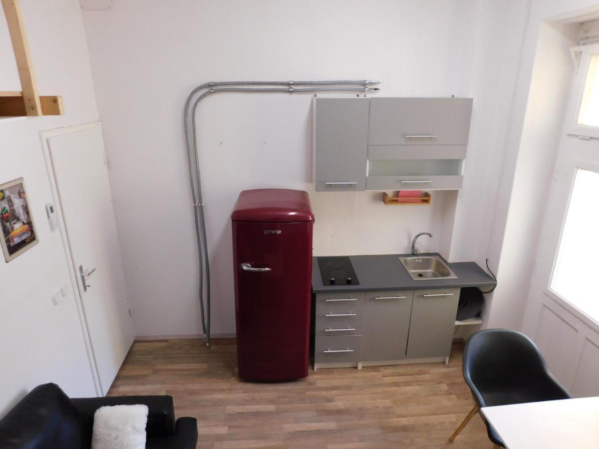 Ledek Apartment Ljubljana Eksteriør bilde