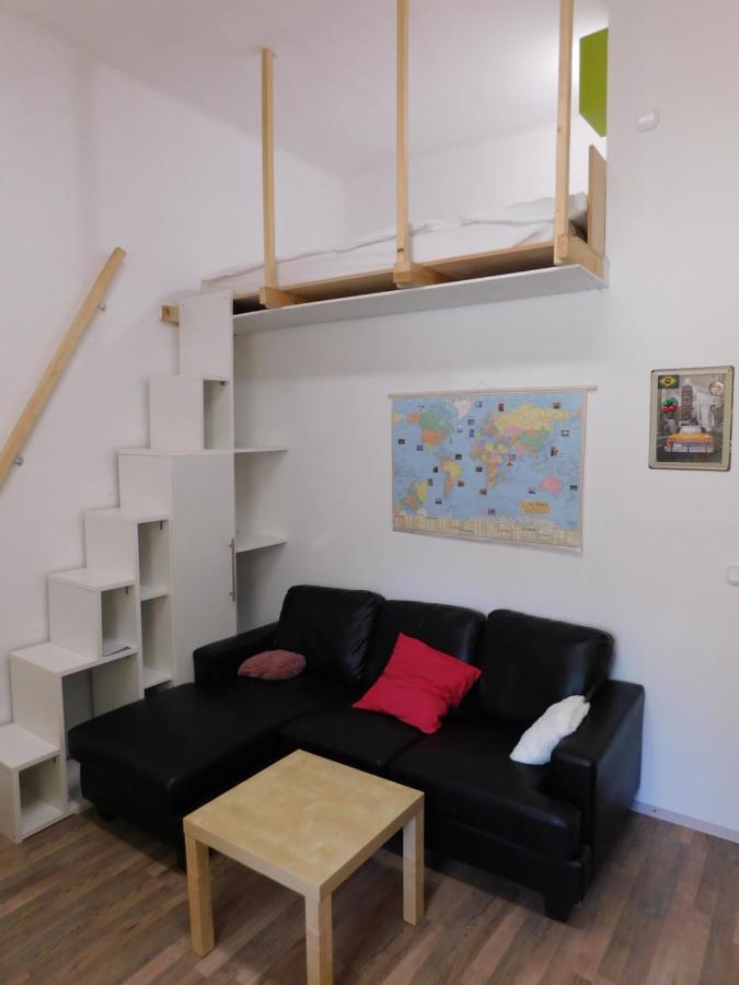 Ledek Apartment Ljubljana Eksteriør bilde
