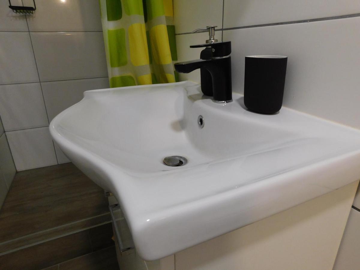 Ledek Apartment Ljubljana Eksteriør bilde